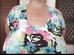 Porno videos xx amateur-milf con tetas enormes - posando