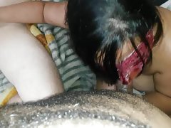 Chicas candentes chupando al primo delante de cuckold