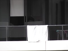 Ventana culos virgenes Hotel 77
