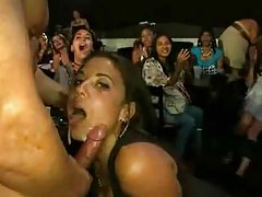 Videos prono xxx chicas de fiesta y corridas.
