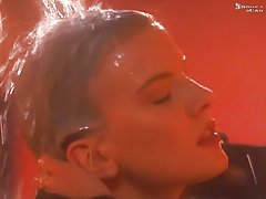 Eva ver maduras Habermann - Lexx escena de la ducha extranjero