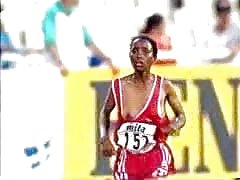 Mujeres culonas atletismo - nipslip en la copa del mundo