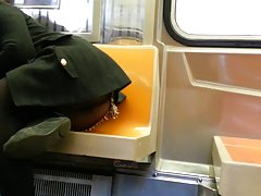 Botín xxx com videos porno upskirt Candid en el tren de la ciudad de Nueva York