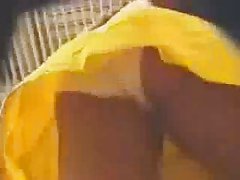Chicas pornos videos gratis upskirt - culo inteligente y blancas bragas