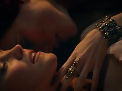 Gratis videos xxx espartaco: lucy lawless y jaime murray 02