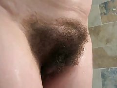 Inglés videos x zorras madura baña sus gigantes tetas &amp;amp;amp; amp; coño peludo