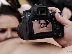 Ver chicas desnudas girlsway - dillion harper y sinn sage