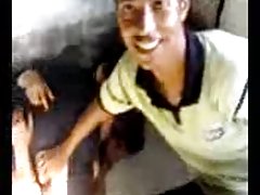 Porn boca chica india enfrente del grupo de chicos