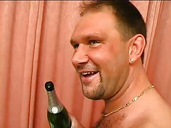 Mamá zorras xxx treibts mit jedem 2