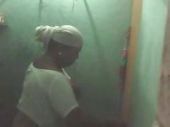 Sexo porno baño tía