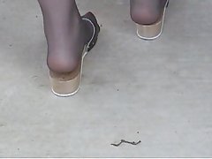 Pantimedias las chicas xxx y Dr. Scholls Tease