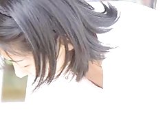 Chicas calatas downblouse - muchacha asiática