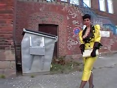 Mas puto milf elegante masurbate al aire libre