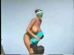 Calientes mujeres xxx enormes tetas en playa nudista