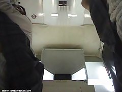 Ber peliculas xxx muchachas de la escuela bajo ángulo bragas upskirt