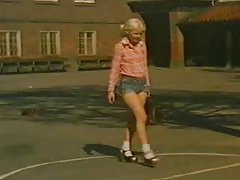 80 los videos de putas porno adolescente Christina en el médico