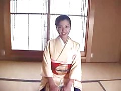 Kimono maduras sexis calientes Wank