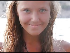 Españolas maduras calientes j15 joven desnuda posando 5 - blonde en la playa