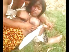 tía pormo video teta grande indio Desi capturado al aire libre parte 3