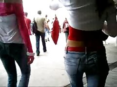 Niñas sorras muy sorras Belgrado serbio-Srpski Por KRMANJONAC