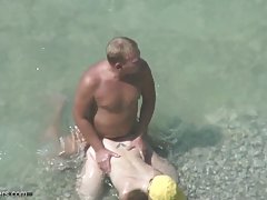 pareja bideos porno xxx en la playa cought por cámara oculta