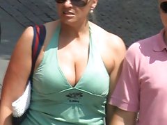 Chicas calientes videos gratis oculta - tetona rebotando tetas vol 15