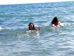 charlotte fotos porno et nathalie a la plage