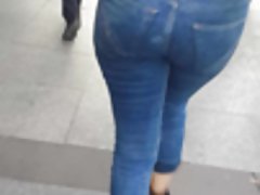 Teen anal puta turca jeans apretado culo a pie
