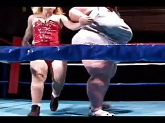 pechos buscar porno gratis enormes bbw lucha a una chica enana luego la folla