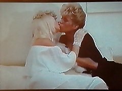 Ilona mujeres maduras ardientes Staller y John Holmes en un trío