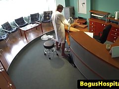 Cam porno xx oculta hospital con chica tatuada cachonda