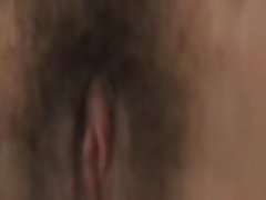 Todo porno bbw con un arbusto peludo se masturba
