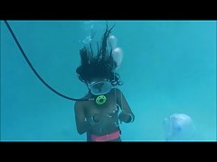 Chicas videos hot scuba self-bondage