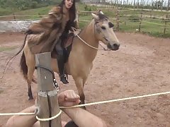 Ver putas gratis de piel de montar a caballo diosa ama k
