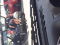 Falda peliculas porno xx en el parque de coche de supermercado. sin bragas