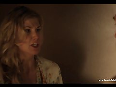 Bideos porno xxx escenas de desnudos rosamund pike - mujeres enamoradas - hd